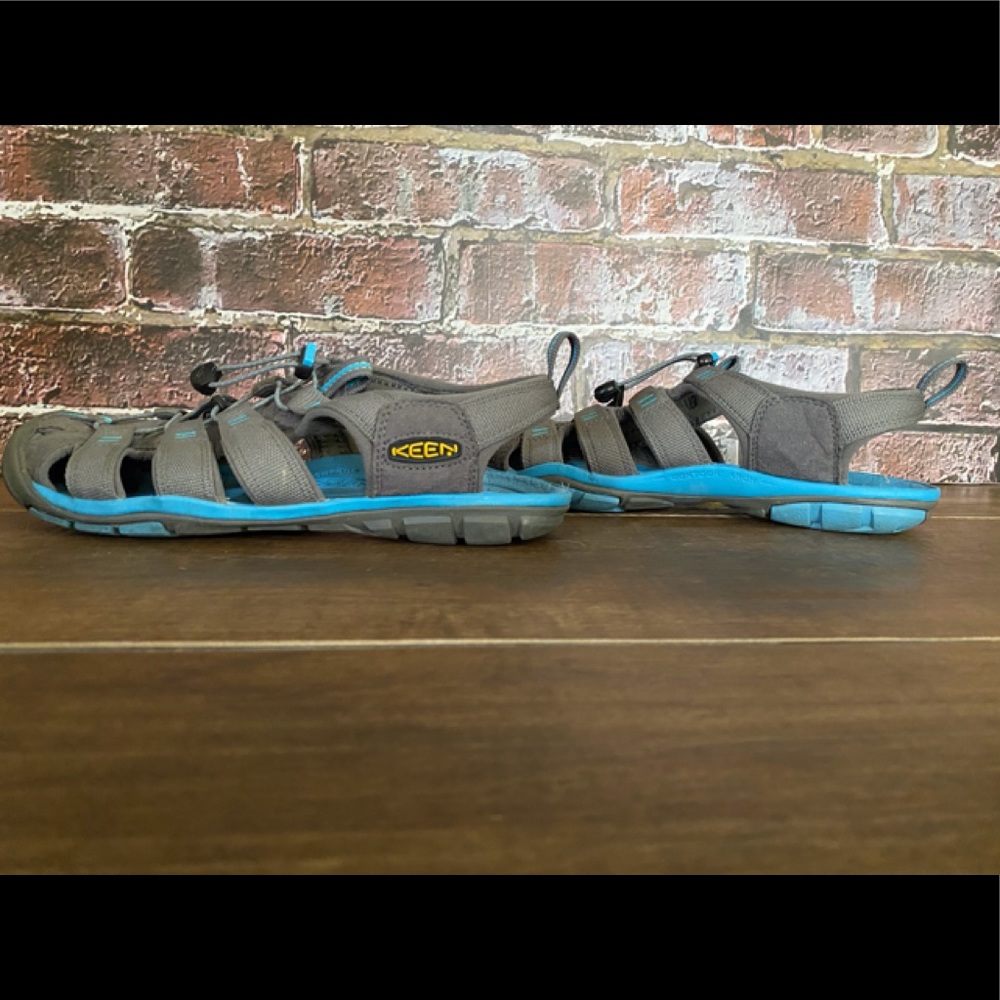 Women’s Keen Women's Clearwater CNX SZ 9.5